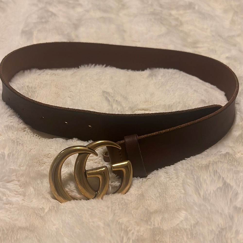 Gucci GG Buckle Leather Belt